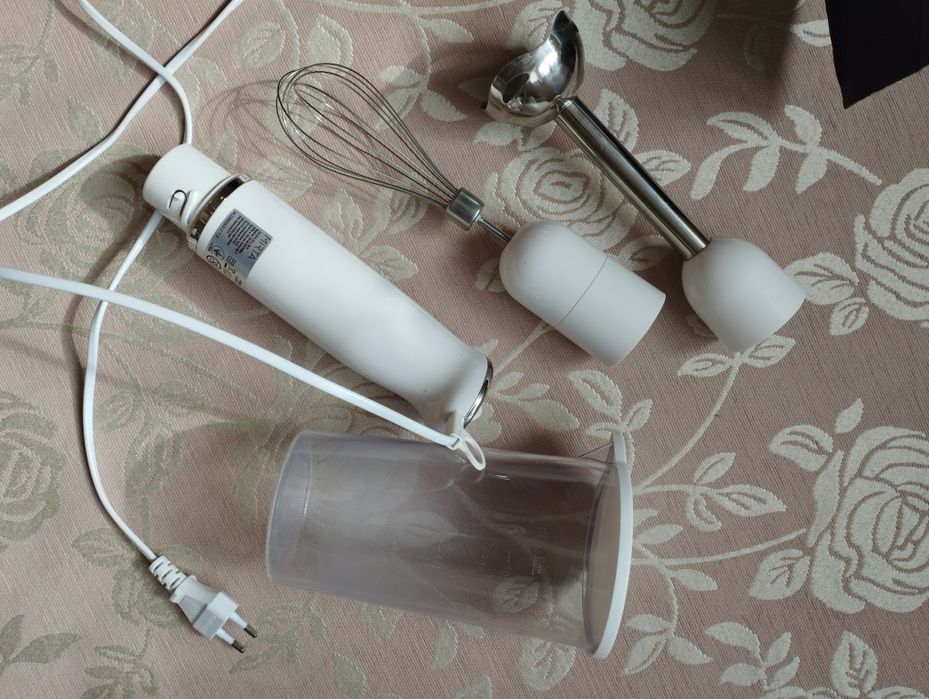 Блендер Mirta BL-2675W, 700Вт