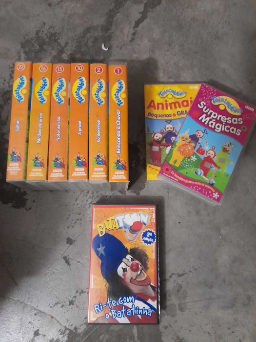 Várias cassetes vídeo VHS Disney Era uma vez a vida Barbie
