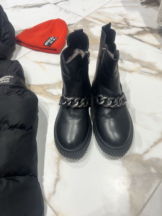 Куртка зимняя костюм 8-9 ботинки 22,5см