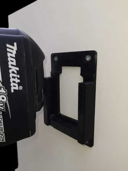 Uchwyt, wieszak na akumulator Makita. 18v