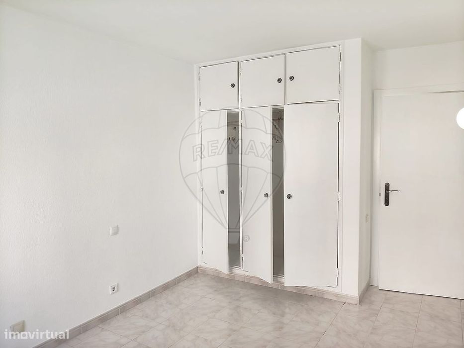 Apartamento T4 para venda