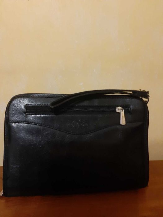 чоловіча сумка б\в