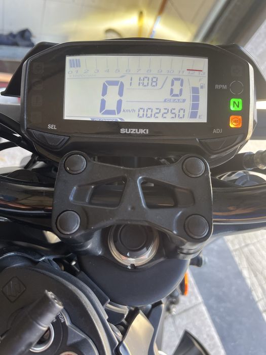 Gsx-s 125cc impecavel