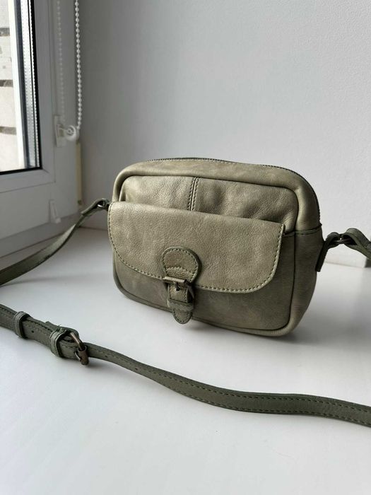 Шкіряна фірмова сумочка  через плече Fat Face Venice! Оригінал