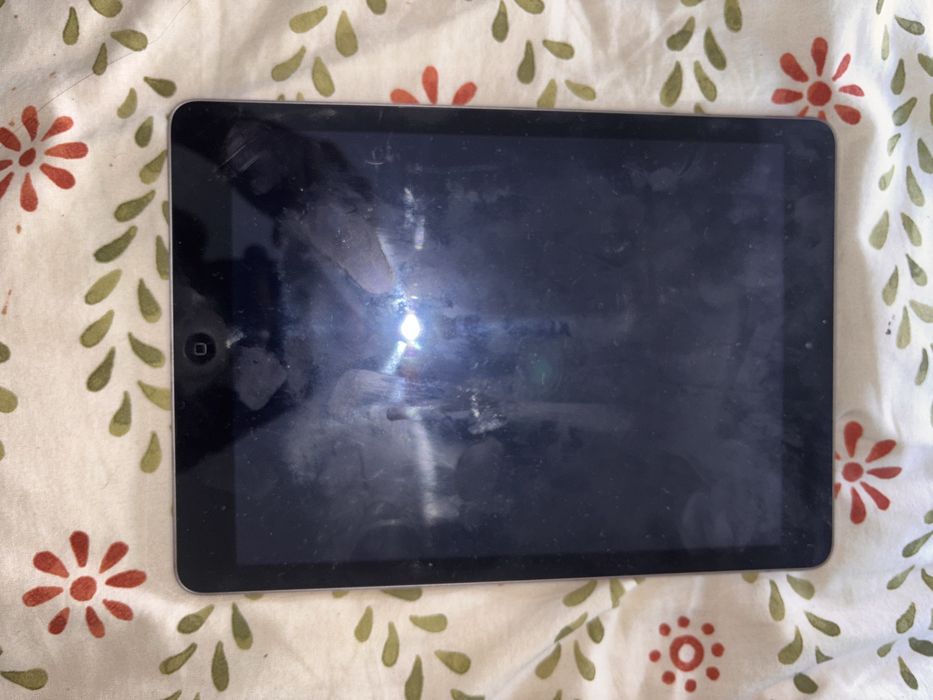 Apple iPad Air 32GB Wi-Fi – 9,7”