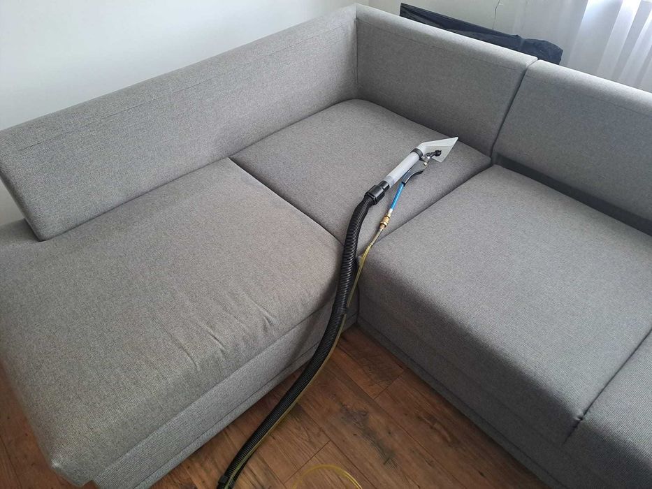 Profesjonalne pranie i czyszczenie tapicerki kanap, sof, dywanów