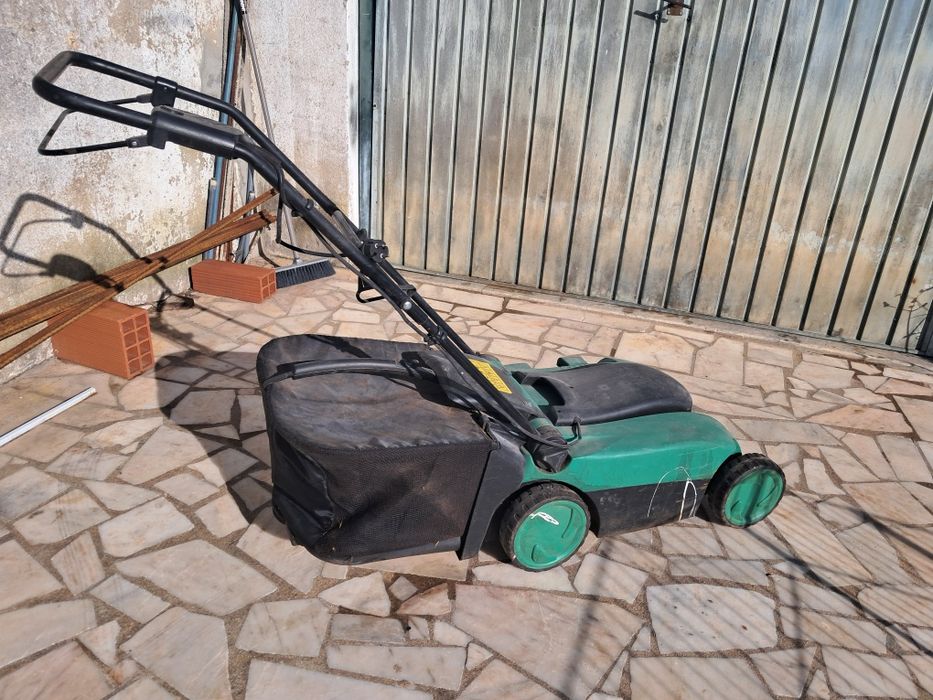 Corta relva elétrico