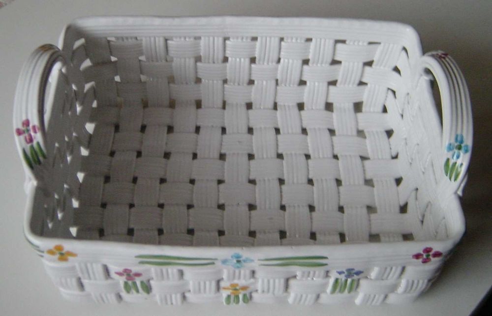 Grande cesta faiança entrançada pintada à mão / Floreira ou Fruteiro