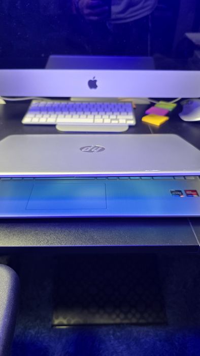 Portátil HP 15s | Ryzen 7 | 12GB RAM | 512GB SSD | Layout PT  + Bolsa