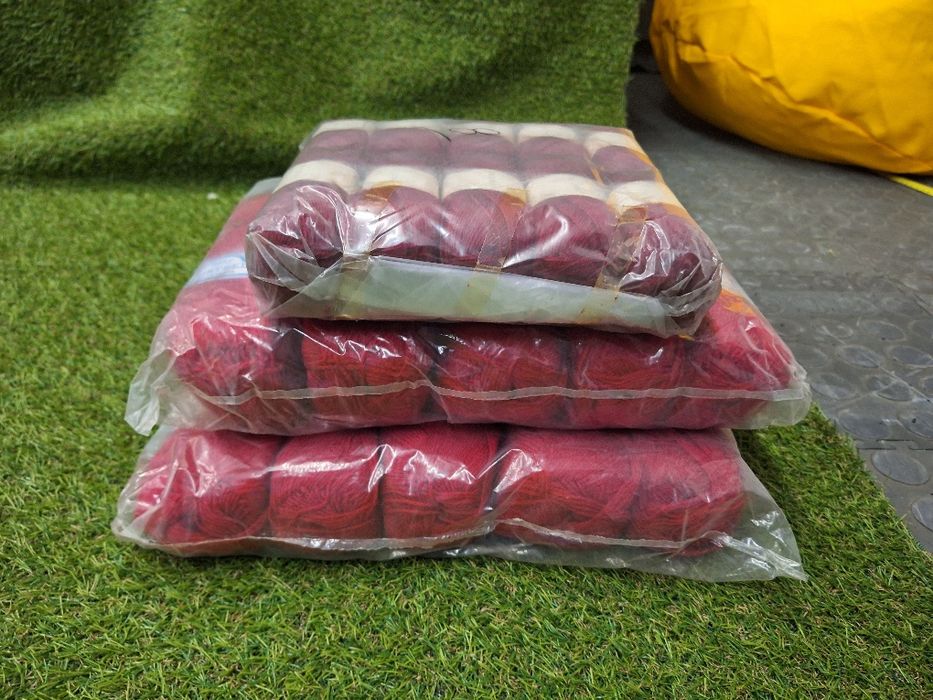 Novelos Acrílicos/ lã para tricotar