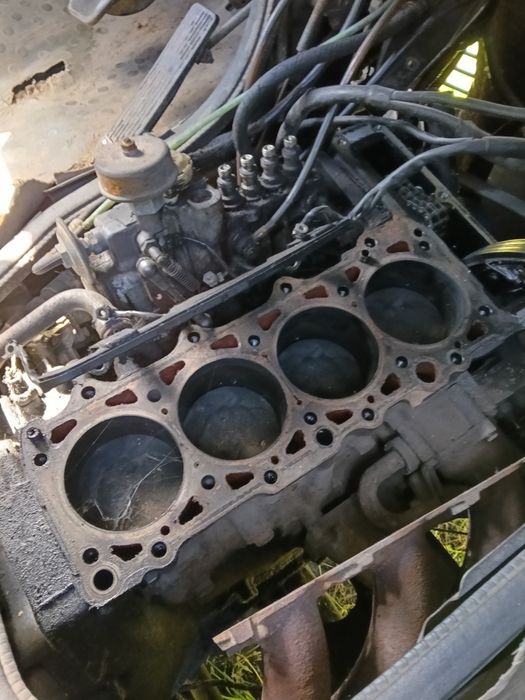Мерседес Т1 208 2,3 дизель