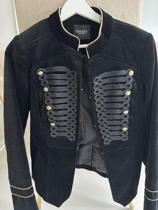 Guess czarna aksamitna marynarka w stylu Balmain