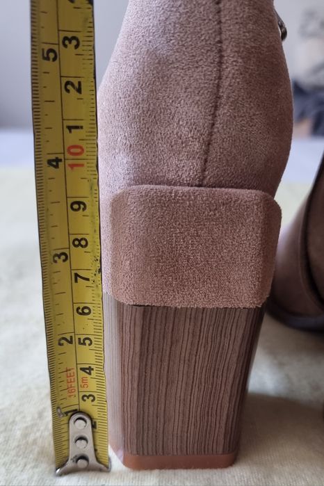 Botki firmy Bella Paris rozm. 40