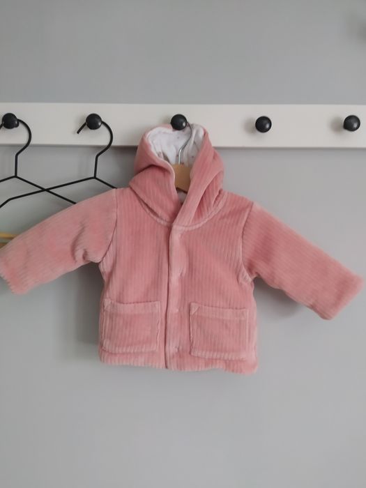 Różowa mięciutka ocieplana bawełniana kurtka materiał prążkowany M&S