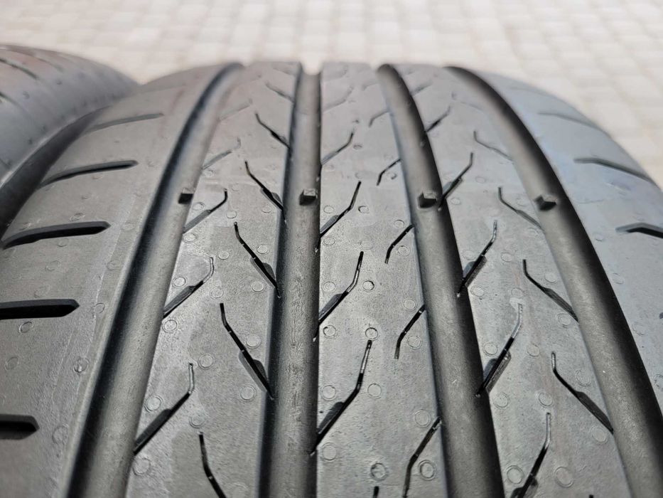 215 / 55  R 18   Continental       Lato / Komplet
