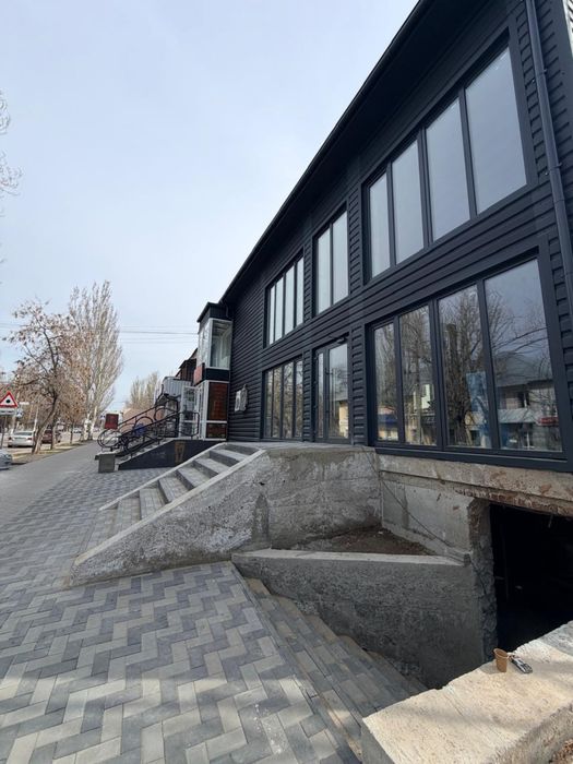 Оренда комерційної нерухомості, 135м2