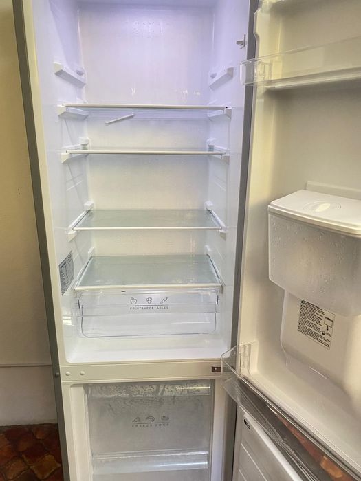 Geladeira Confortec 259L