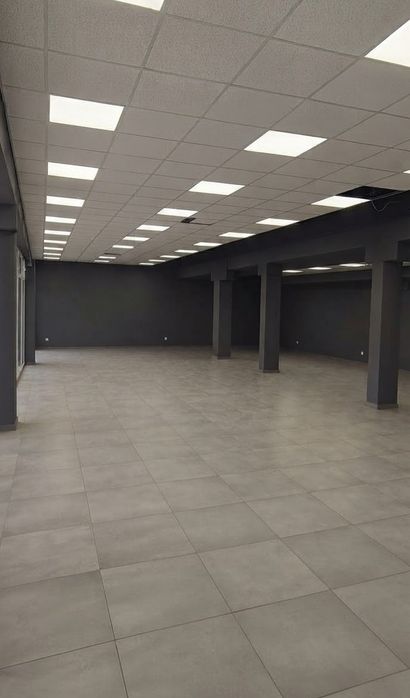 Оренда - комерційне приміщення в Житомирі, 700 м²