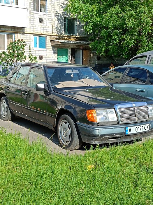 Мерседес w124 200d