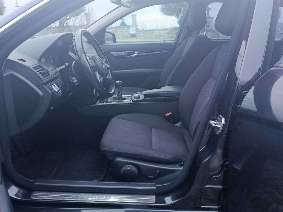 Mercedes-Benz C 220 CDI BlueEfficiency Avantgarde (2010)