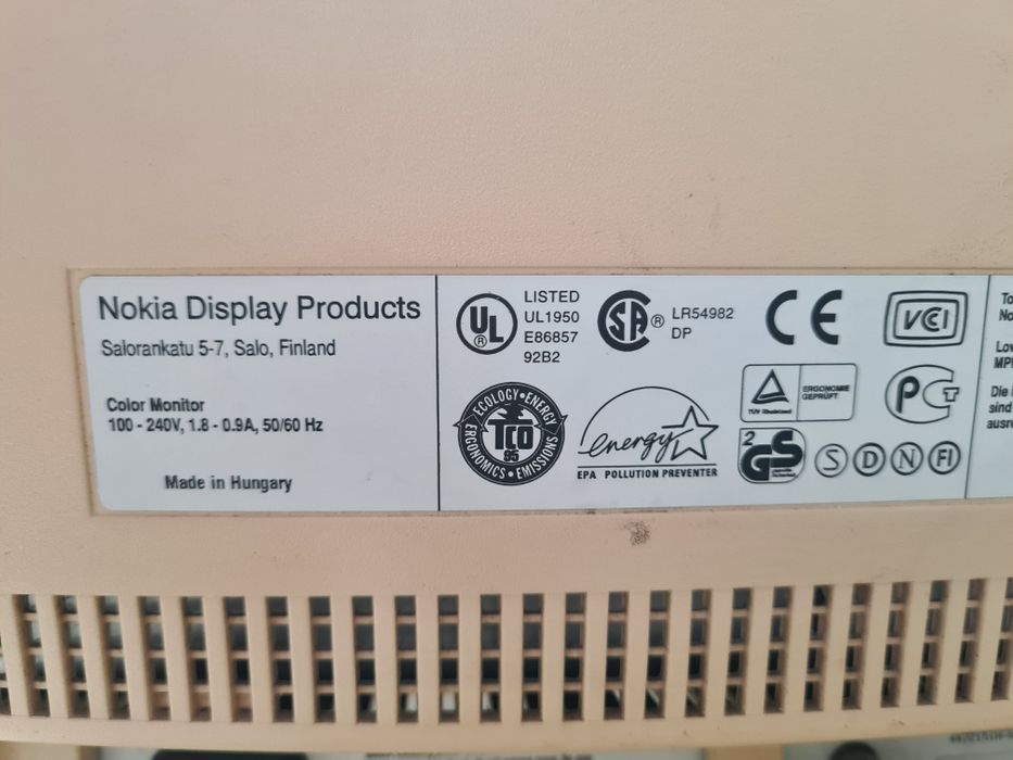 Monitor CRT Nokia