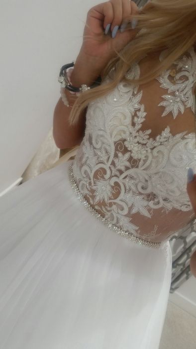 Suknia ślubna 34 XS Bellissima Śnieżno biała Princesska