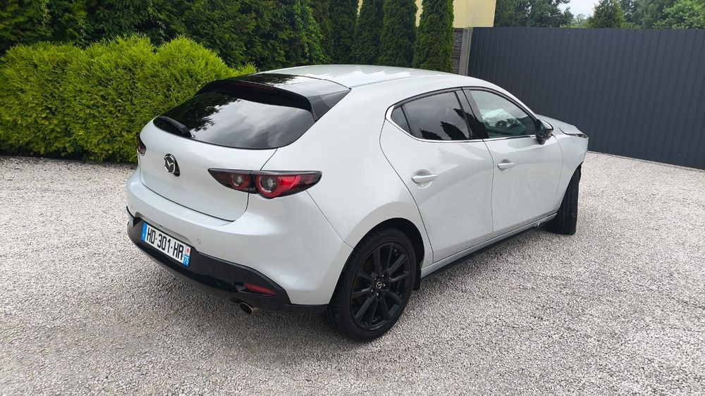 Mazda 3 Europa 2.5hyb..