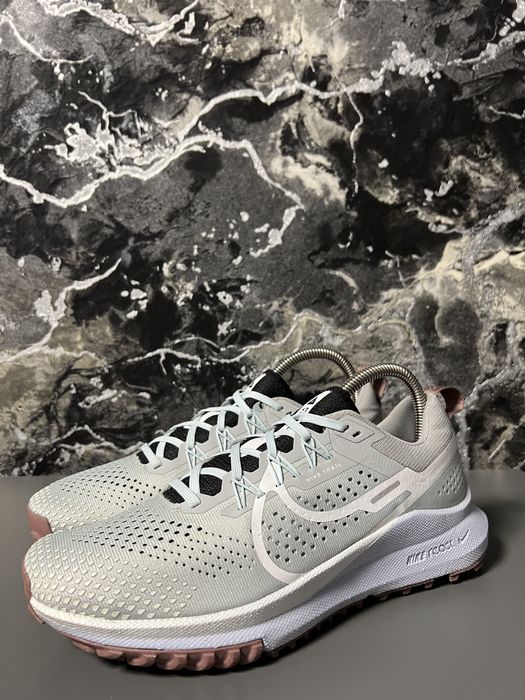 Кросівки чоловічі Nike React Pegasus Trail 4 40.5р