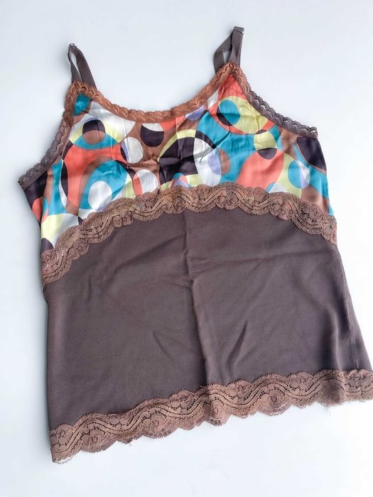 Casaco e top em malha, renda e partes acetinadas Tam L