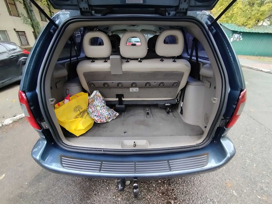 Chrysler Grand Voyager 3.3 v6 AT газ бензин автомат минивео 7 мест