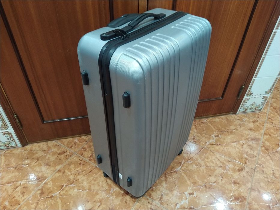 Mala malas de porão até 23 kg viagem casa quarto apartamento vivenda escritório gabinete carro.