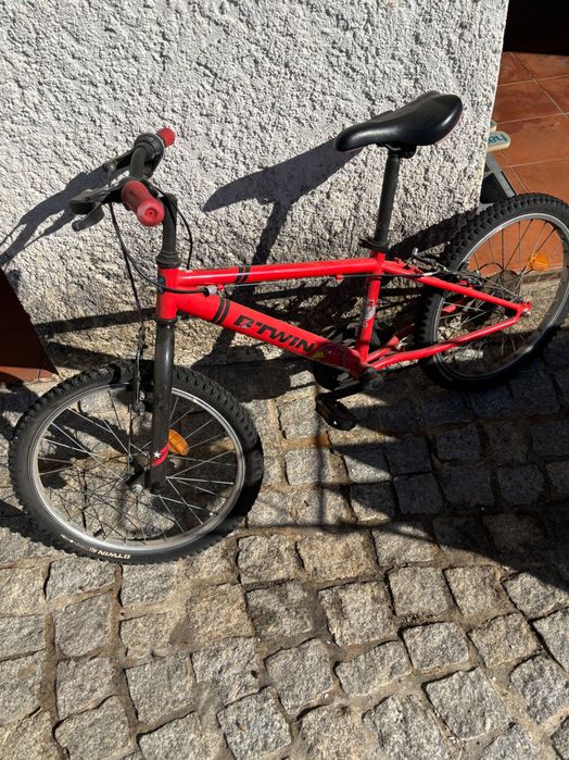 Bicicletas com pouco uso
