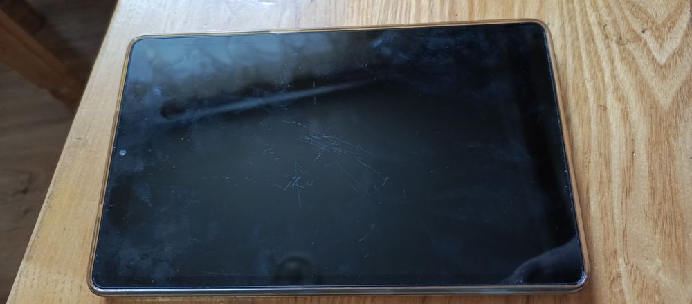 Планшет Lenovo .