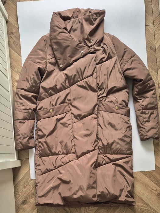 Kurtka zimowa damska długa Mohito 34 XS brązowa