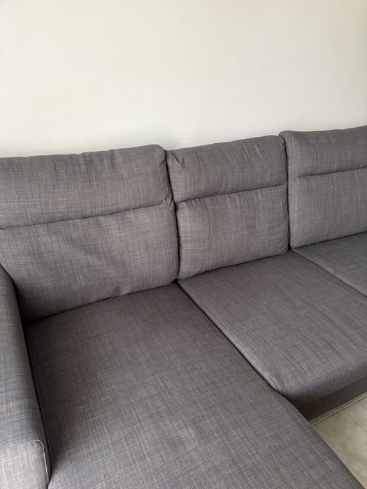 Sofá da IKEA com chaise longue de 3 lugares