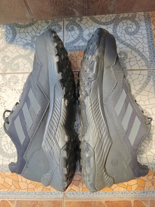 Adidas 45-46p. чоловічі трекінгові кросівки