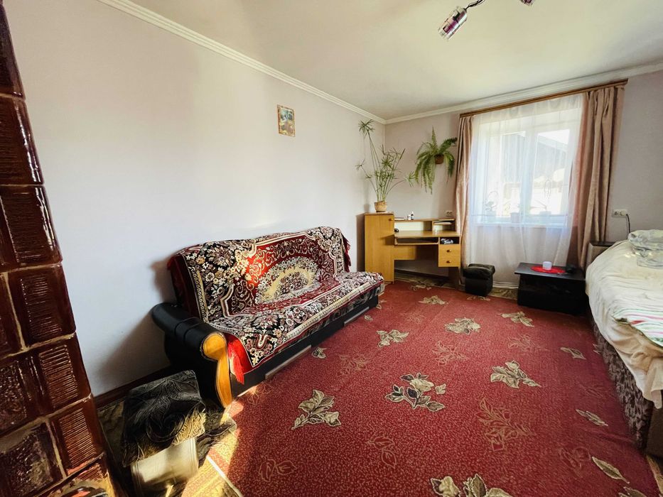 Продаж будинку з ділянкою 50 сот. у с. Раковець (15 хв до Львова)