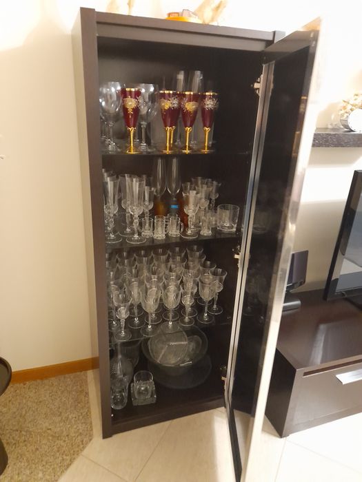 Duas móveis de sala iguais