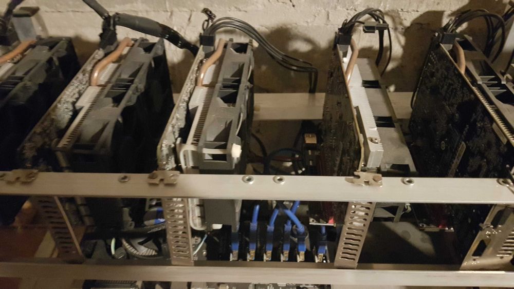 Serwer koparka kryptowalut 6x geforce p 106 ( 1060 )