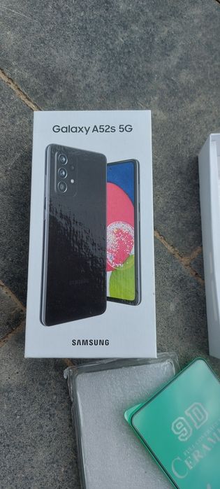 Samsung A52. Etui szybka pudełko i papiery