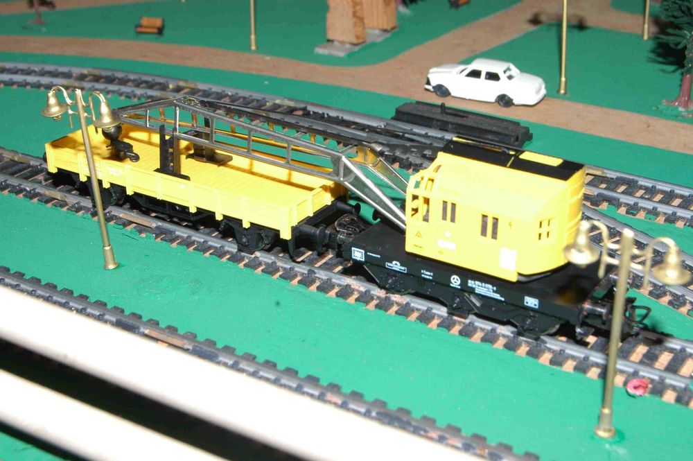 Vagão Grua MARKLIN HO com rodados metálicos CC