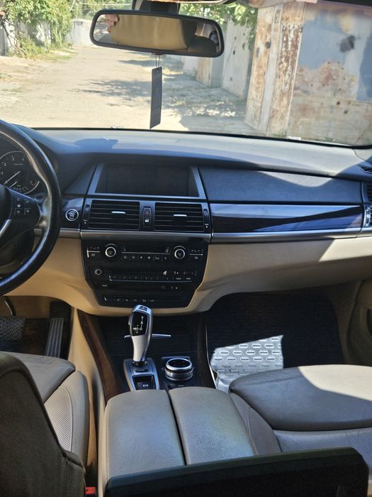 Продам бмв х5е70