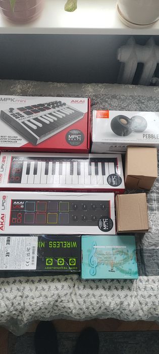 Sprzęt muzyczny do tworzenia efektów dźwiękowych