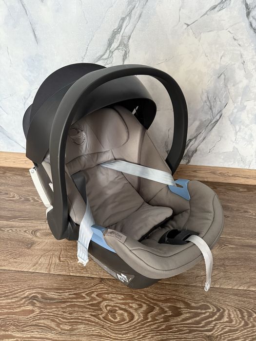 Автокрісло (автолюлька) Cybex Aton