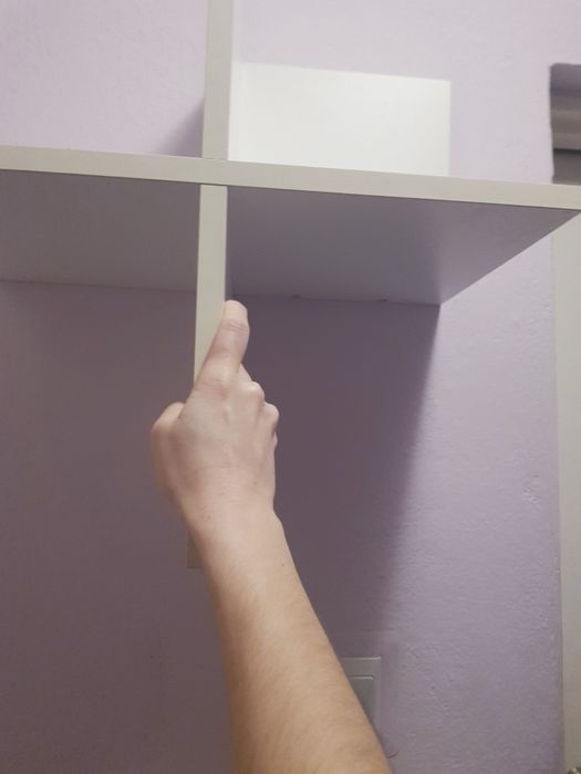 Polka ścienna wiszaca krzyzak meble Vox