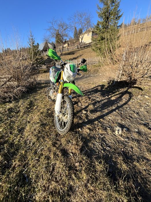 Продам мотоцикол сенке 250або обмін