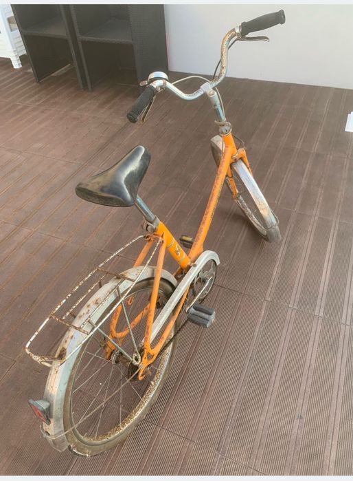 Bicicleta antiga peugeot