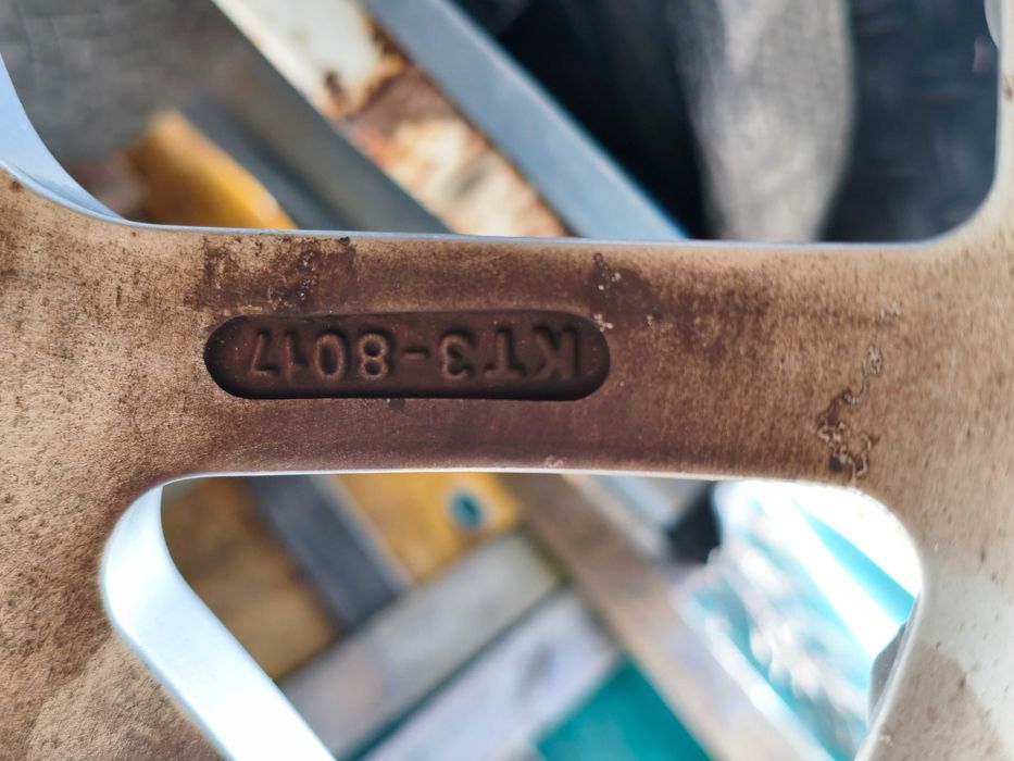 Sprzedam alufelgi 17 5x100