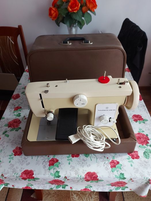 Maszyna do szycia Czajka - 132M