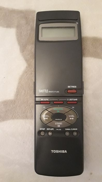 Pilot do magnetowidu TOSHIBA (SHUTTLE VT L 42G